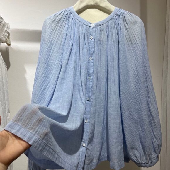 Light blue ruffled bell-sleeve blouse, unlocking effortless French chic - Picture 7 of 9